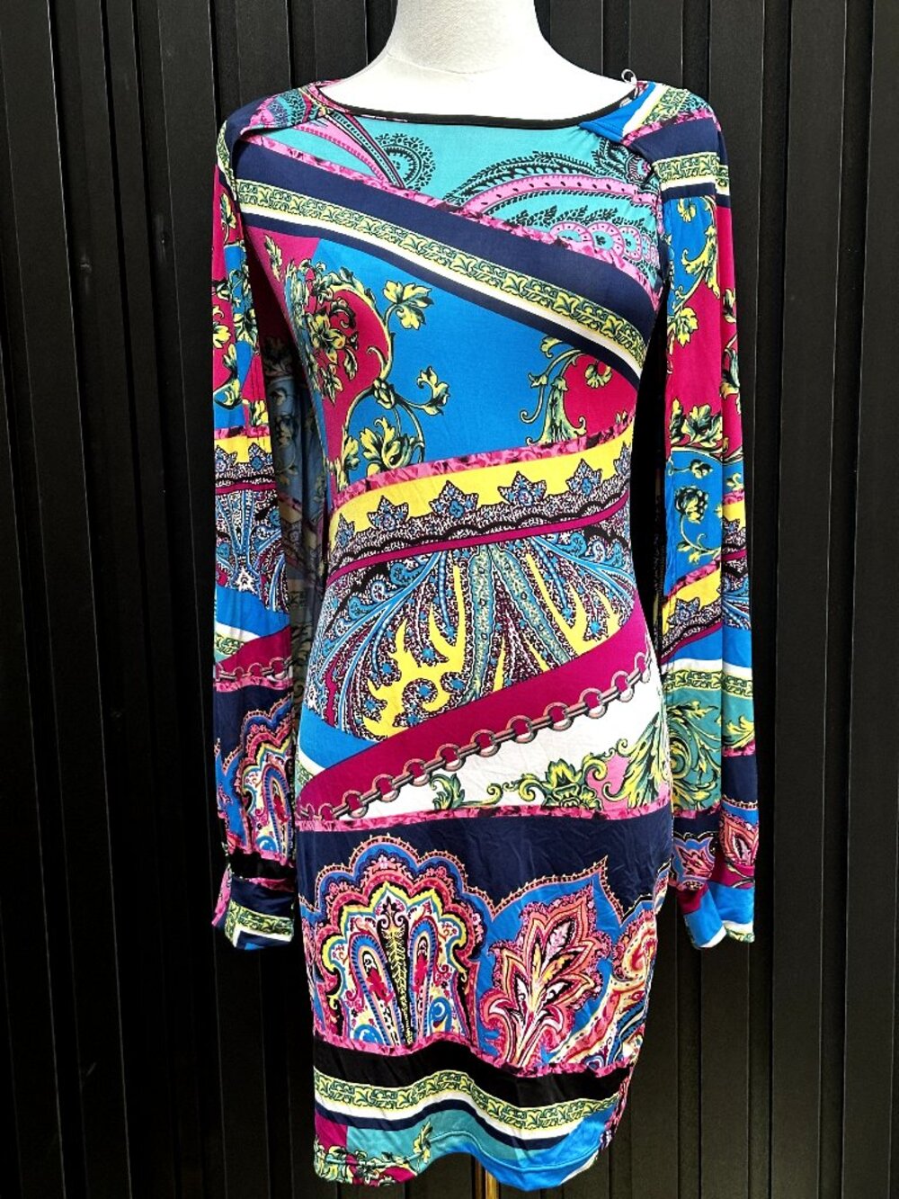 GOODTIMEUSA Multicolor Paisley Baroque Print Long Bell Sleeve Bodycon Mini Dress